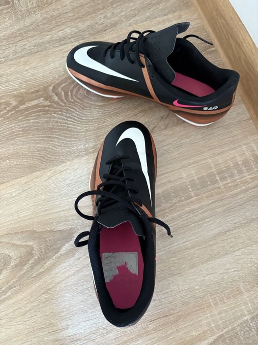 Adidasi fotbal nike phanton
