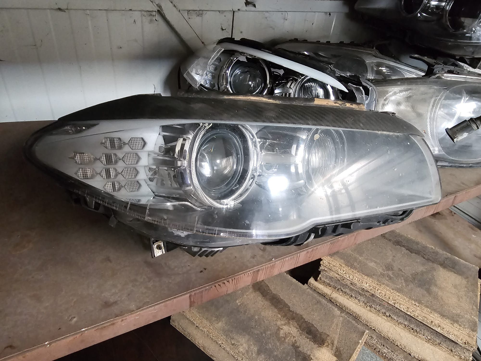 Faruri  defecte bixenon adaptiv BMW seria 5 F10 f11 de uk