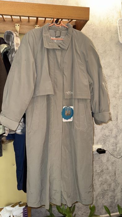 Пальто-плащ женский