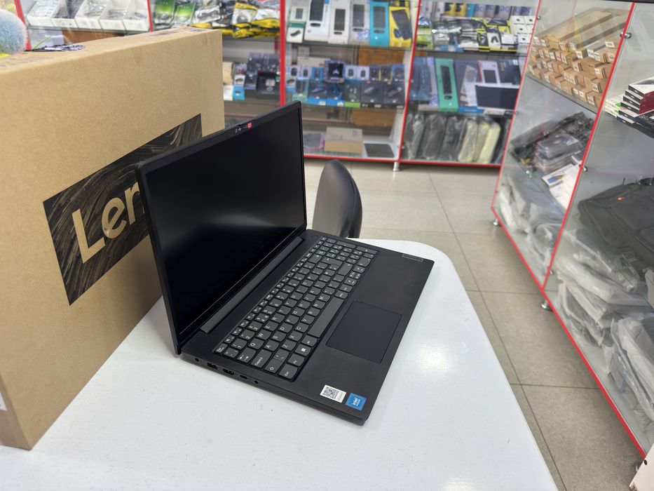 Yangi ishlatilmagan lenovo N4500 4/256 ssd qotmidigan ofisnoy noutbuk