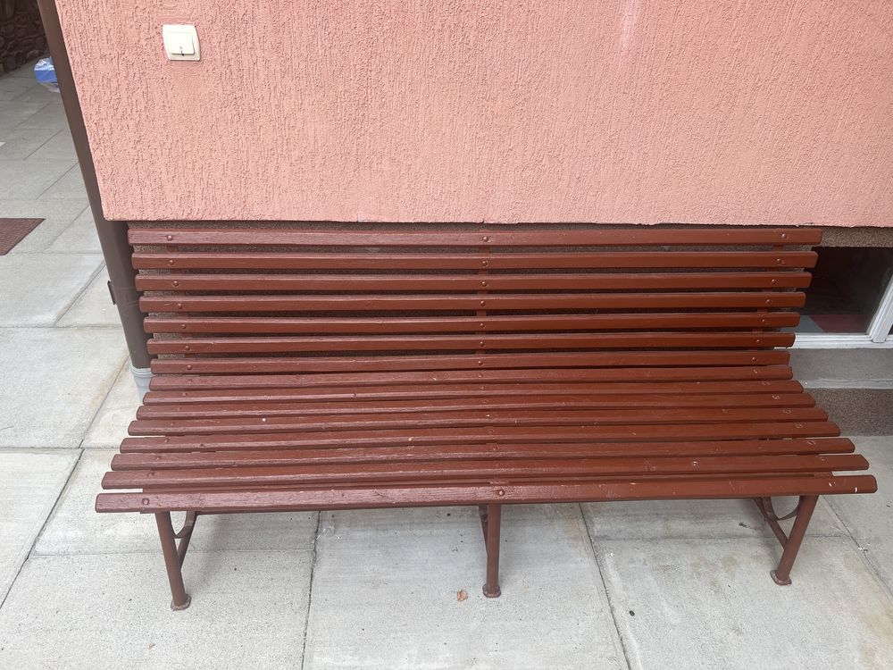 Vand banca solidă pentru curte