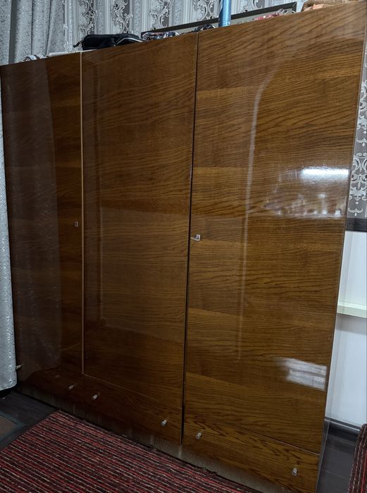 Продается шифоньер/шкаф