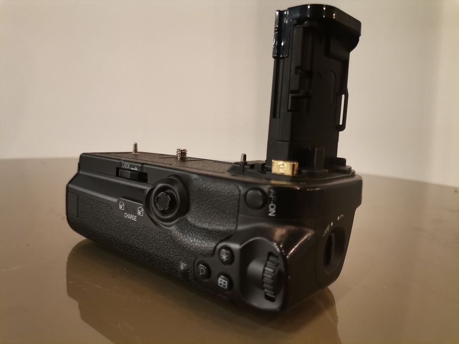 Grip canon BG R10 compatibil cu r6 mark ii, r6, r5, r5 mark ii