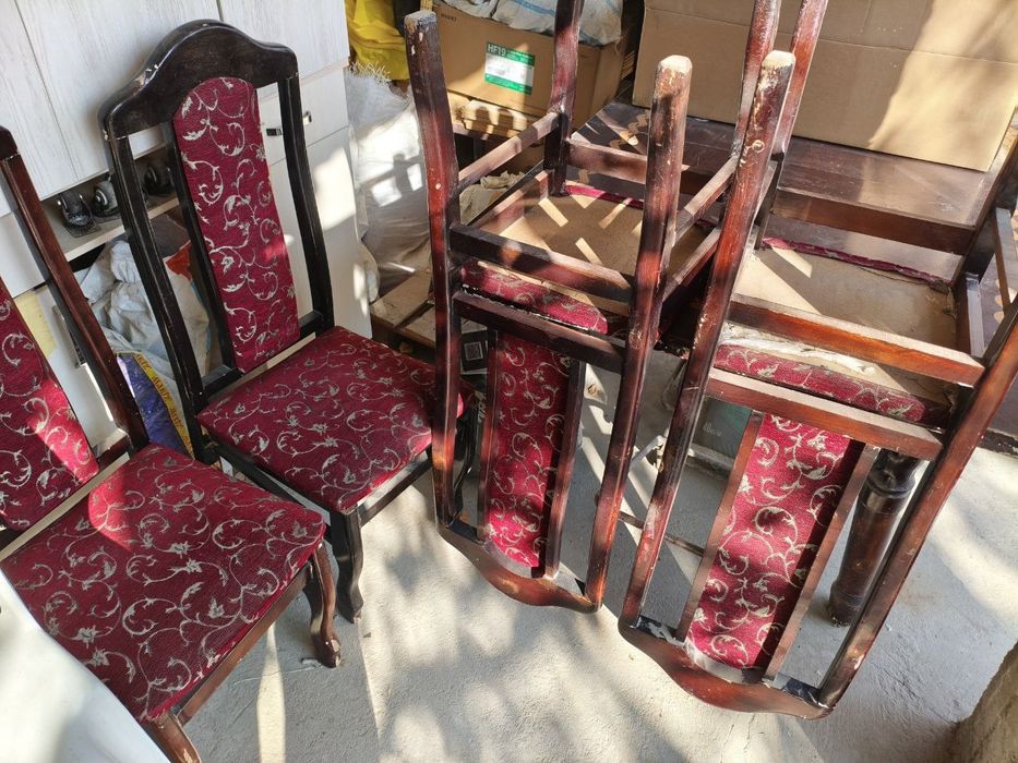 Стол стулья на 6 персон