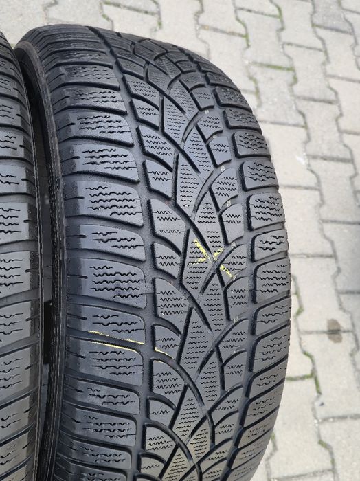 225 50 18 Dunlop