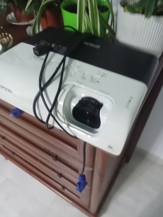Проектор епсон проектор срочно