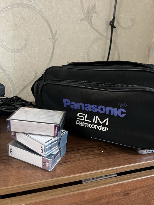 Видеокамера Panasonic NV-VZ17