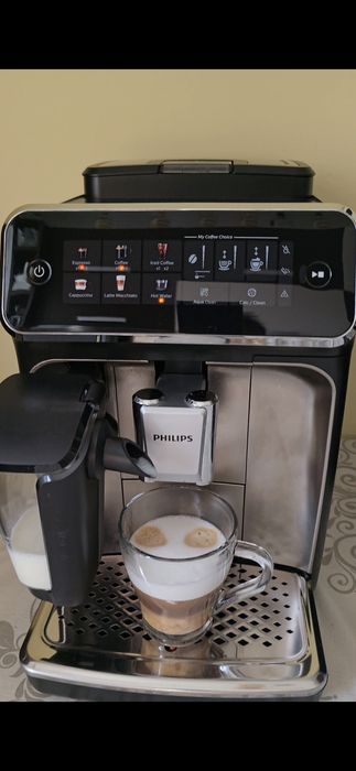 Espressor automat PHILIPS S3300 LatteGo EP3347/90, 1.8l, 1500W, 15 bar