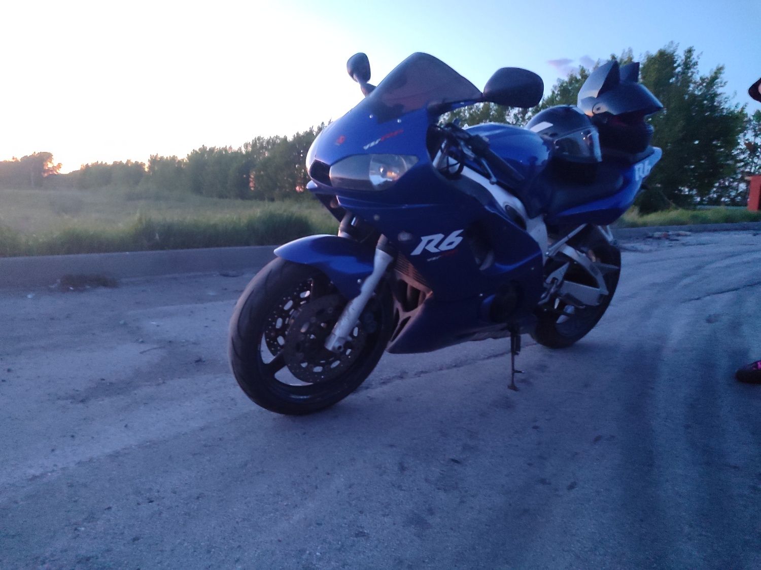 Продам Yamaha yzf-r6