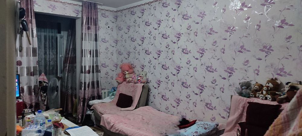 Чилонзор-12кв 1/1/4/Срочно Сотилади Ориентир Шох мет Сентир Йул йузида