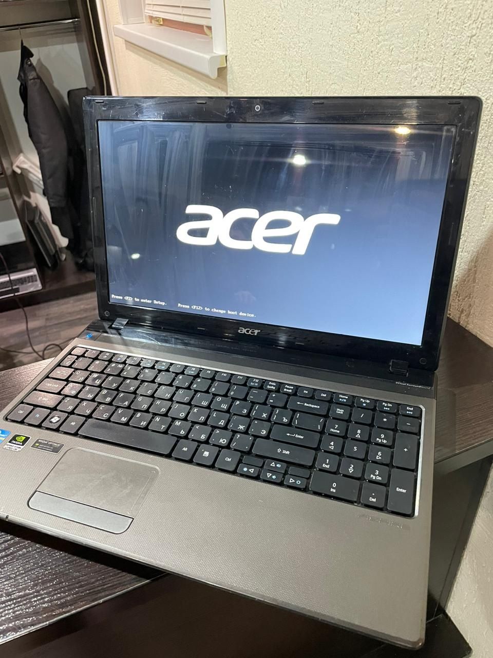 Продам ноутбук Acer i core 5