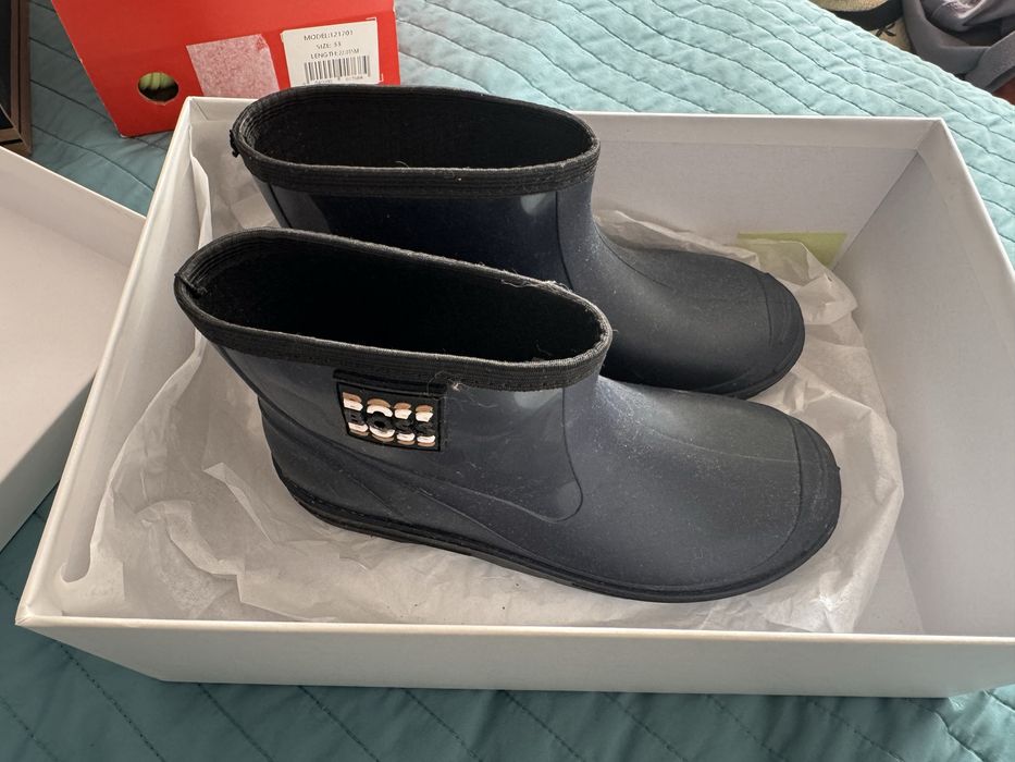 Чисто нови детски обувки Hugo boss, 34 размер