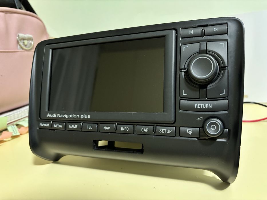 Navigatie RNS-E originala Audi TT 8J