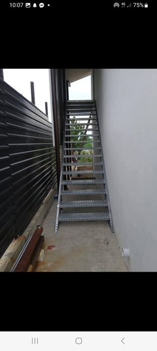 Scări metalice industriale