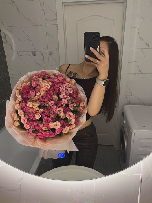 букет цветов , розы