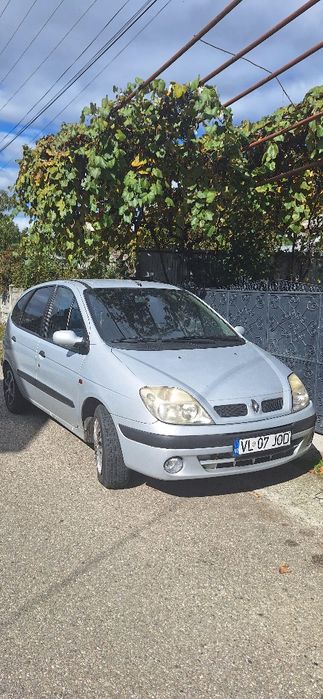 Renault Scenic-Megane