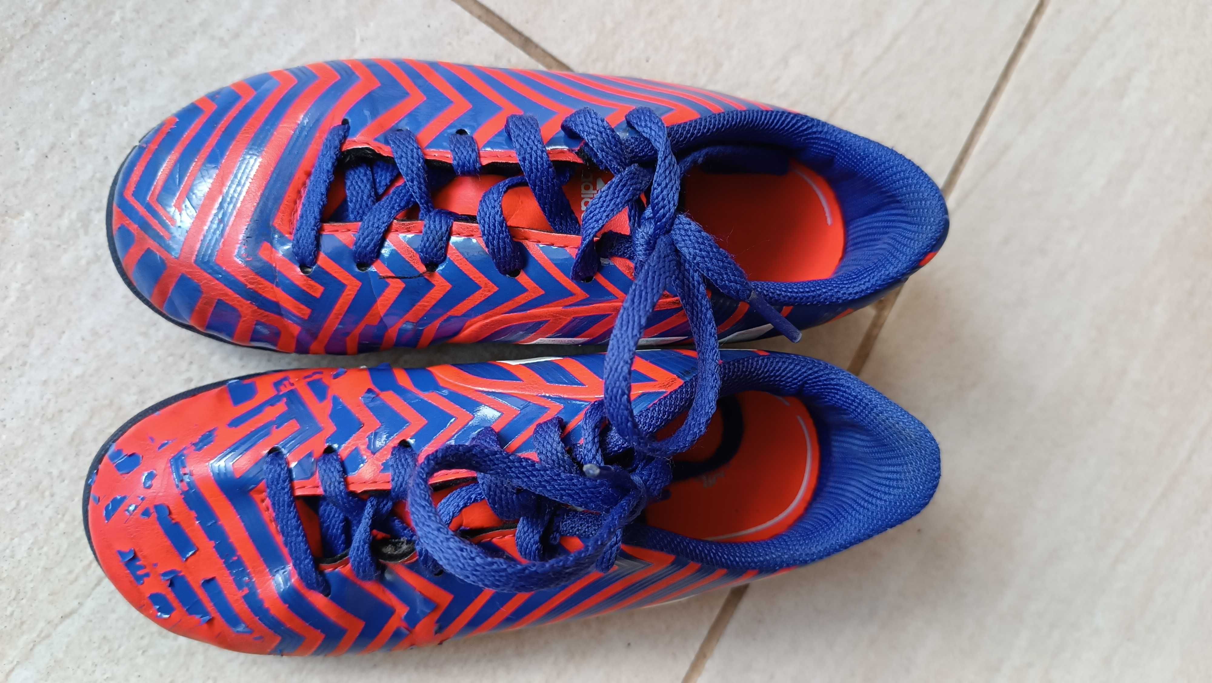СТОНОЖКИ маратонки обувки - ADIDAS PREDITO INSTINCT TF Размер - 31.5
