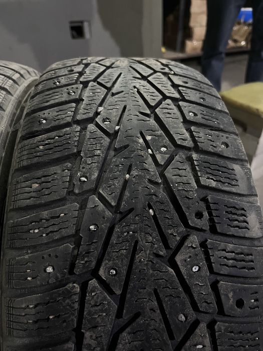 Продам шины нокиан