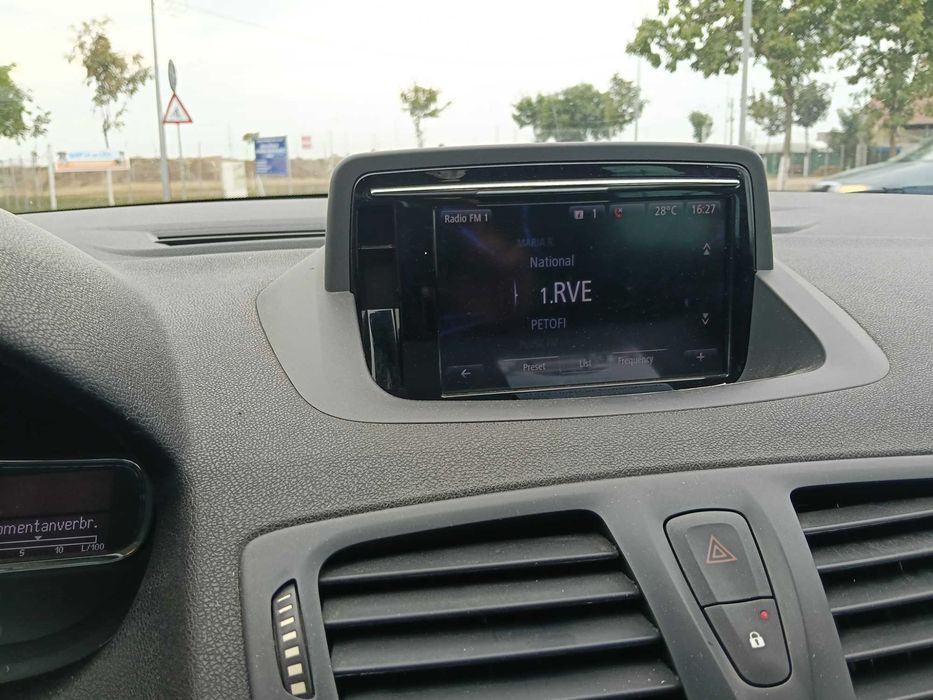 Schimb Megan GT style bose eddition cu BMW X3 sau BMW E60