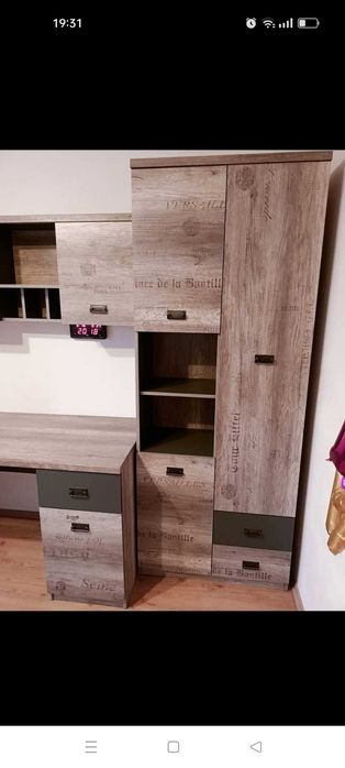 Set mobiliet stare foarte bună