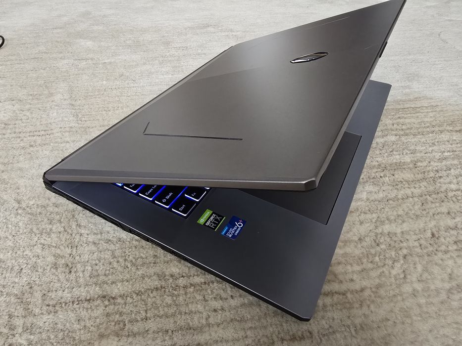 Игровой ноутбук rtx3050ti i5 12450h 17.3"