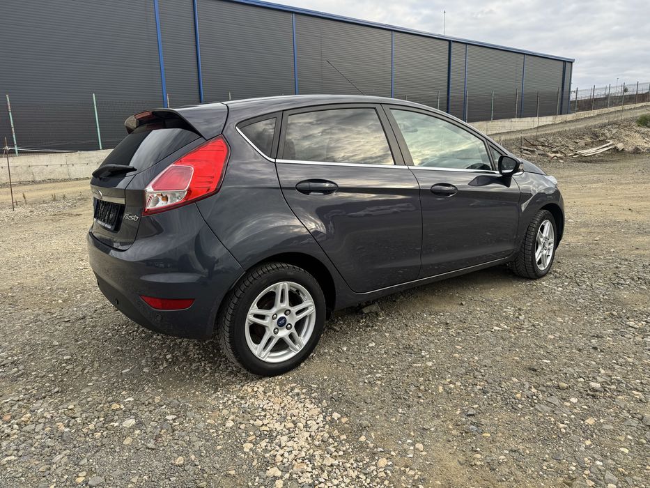 Ford Fiesta 1.6CDTI An:10/2013  4650€ NEG