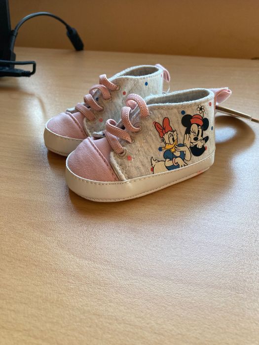Бебешки обувки - размер 17