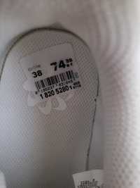 Adidasi dama,marca Nike