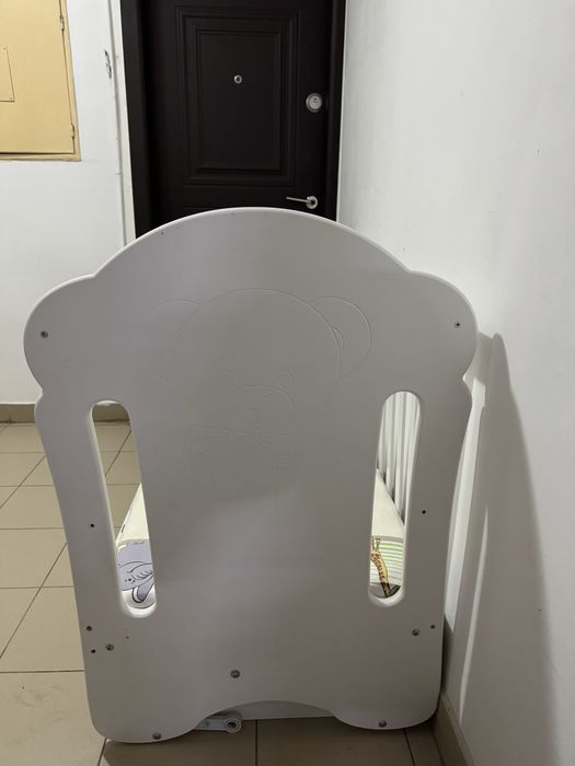 Pătuț copil cu sistem legănare