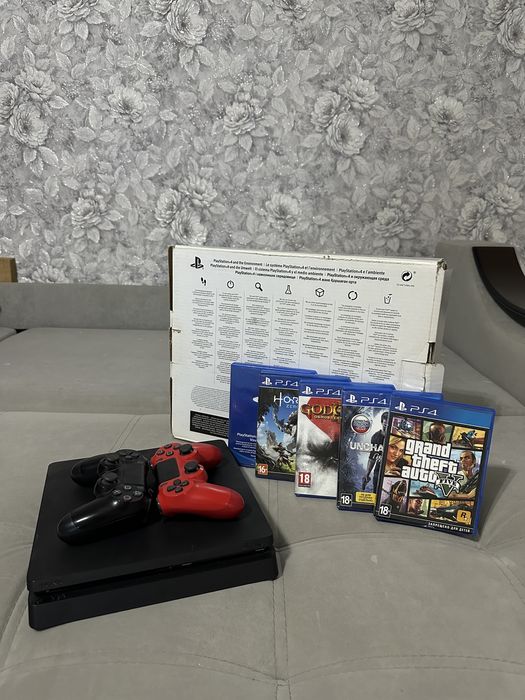 Продается PS4 SlimBox