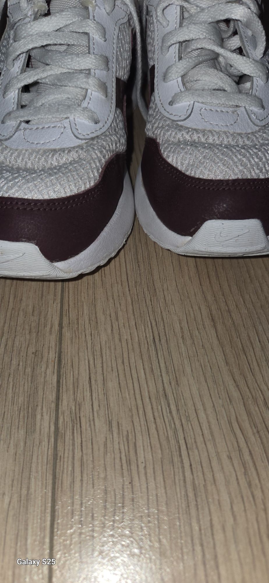 Маратонки Nike air max