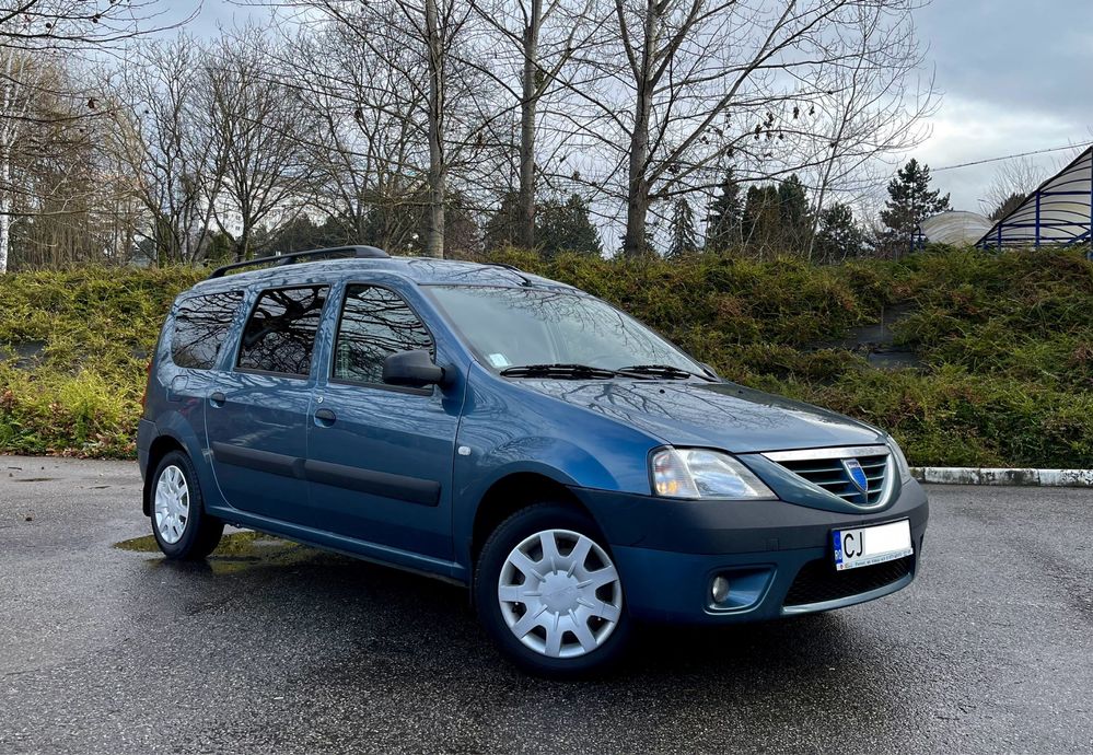 Vand Dacia Logan MCV 1.6 16V Unic Proprietar Full 7 Locuri