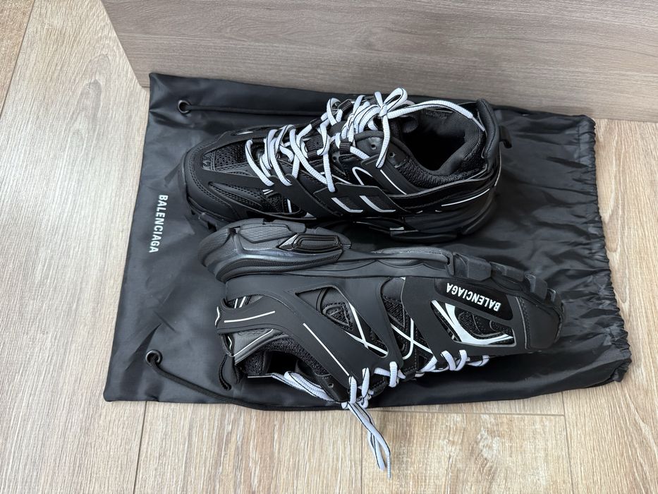 Balenciaga Track Black White