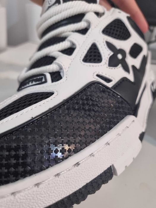 LV skate black noi