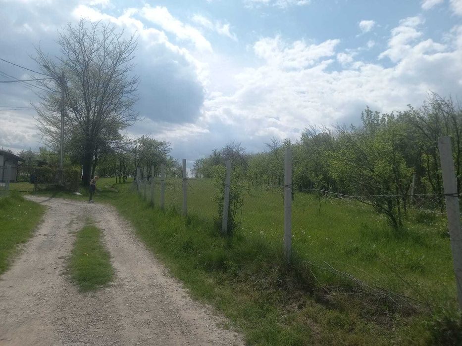 Teren intravilan 1700 mp - Drajna de Jos, Poiana Mierlei – 15€/mp, neg