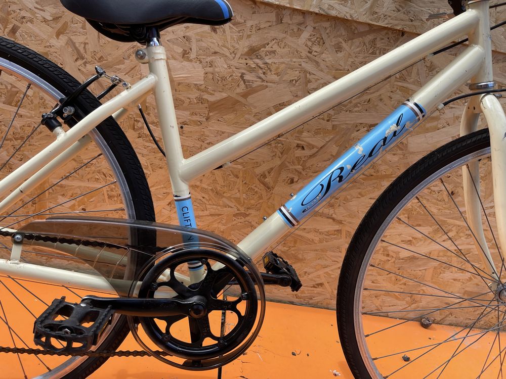 Bicicleta cadru dama real roti 28”