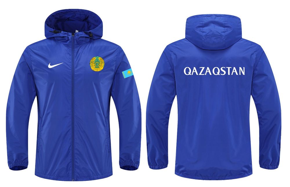 Спортивная ветровка