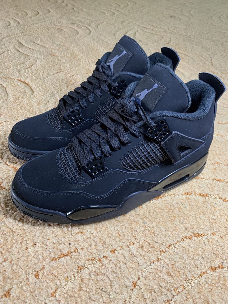 Air Jordan 4 Black Cat