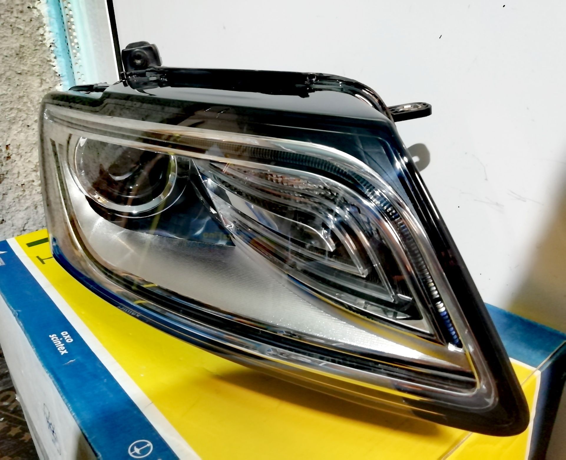Фар Фарове за Audi Q5 / Ауди Кю5 AFS Bi-Xenon Facelift.