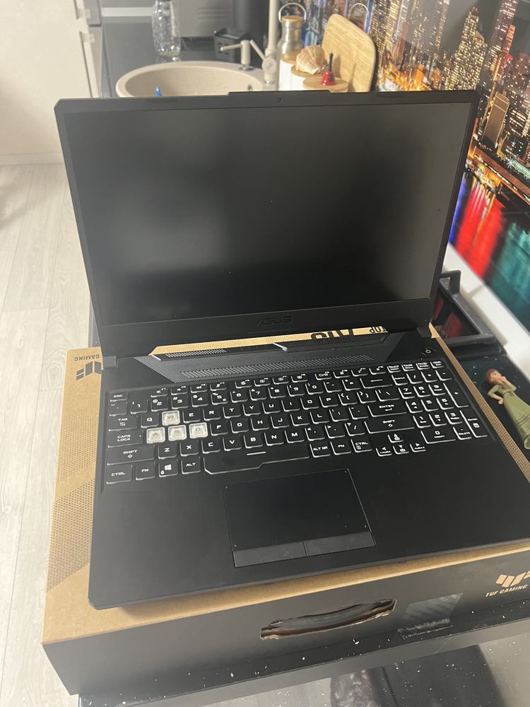 Laptop gaming asus A15 RTX 3060 6gb cu R7 144hz