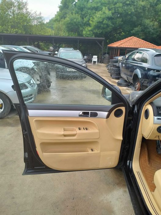 VW Touareg 2.5 R5 ,174 к.с. , 50 броя на части