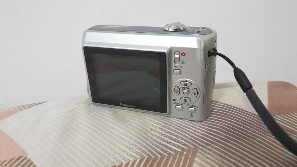 Panasonic Lumix DMC-LS80