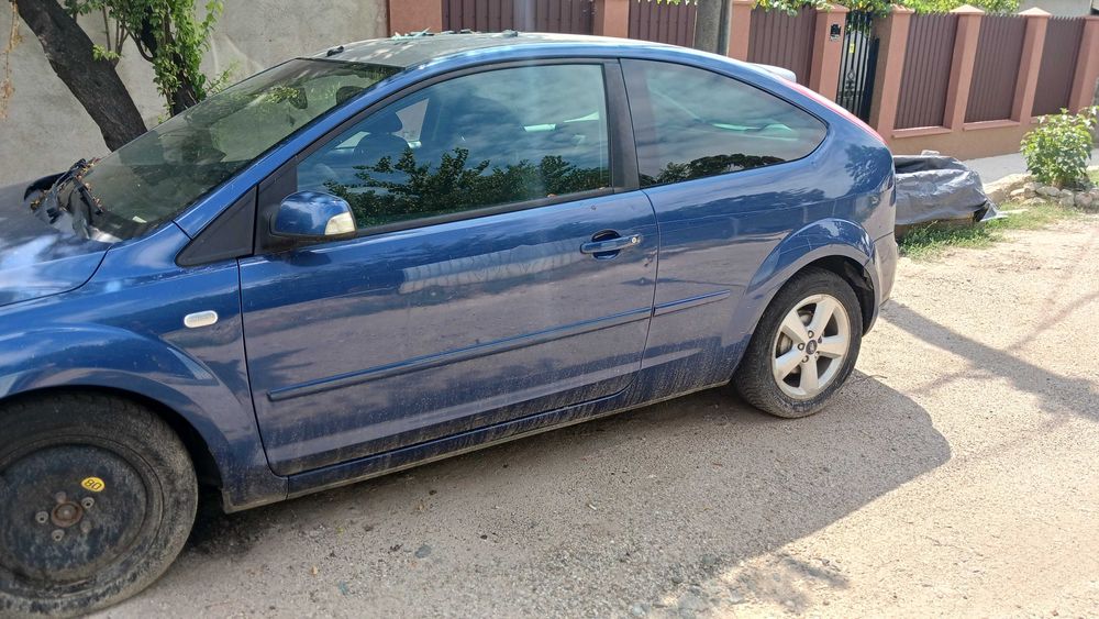 dezmembrez ford focus 2 coupe 2007 1.6 tdci 109 cp G8DB