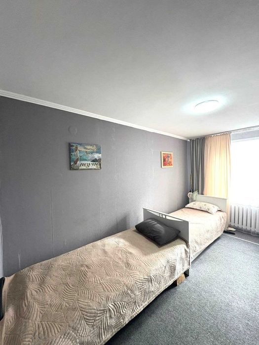 Хозяин 3-ком Сокпакпаева 16/4 Доки в порядке Мебель техника Варианты