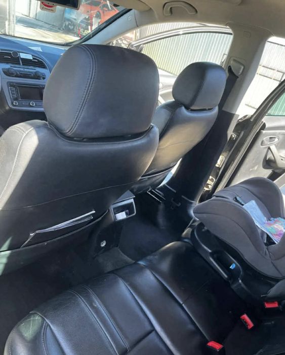 Vand Seat Altea XL in stare foarte buna de functionare nu acp schimb !