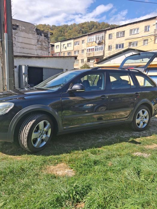 Skoda octavia scout automat 4x4