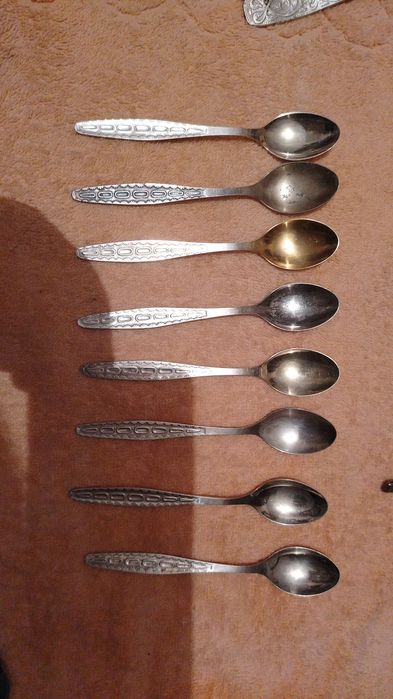 Продам ложки вилки  мельхиора
