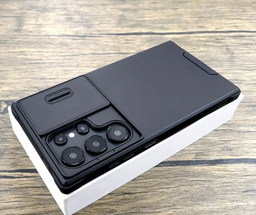 Huse pentru iPhone 15 Pro Max ,iPhone 16 Pro Max si galaxy s25 ultra .