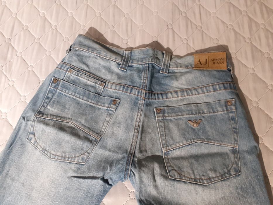 AJ Armani Jeans оригинални дънки в топ състояние