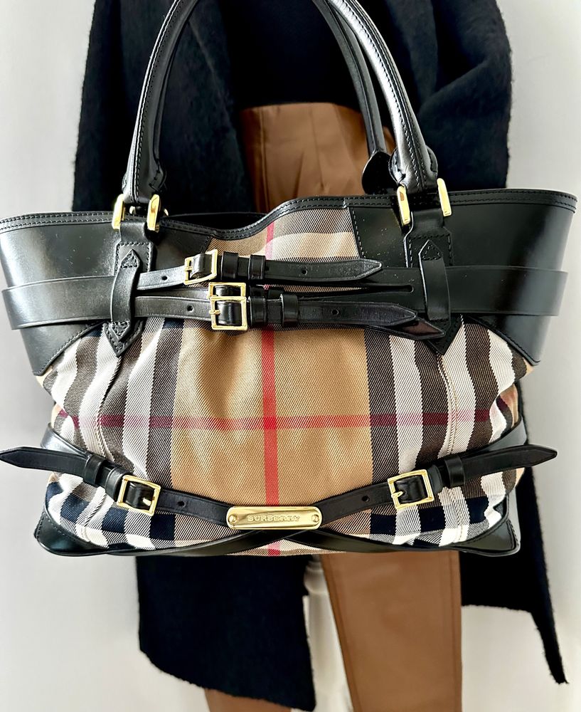 Geanta original Burberry, noua